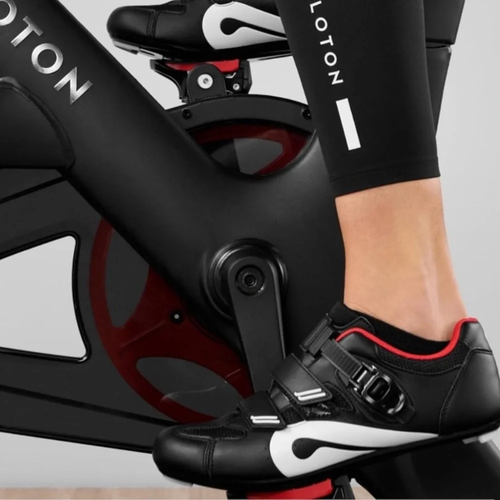 Peloton Women’s Black Indoor Cycling Shoes with Straps & Cleats Size EU 38 - Picture 1 of 6